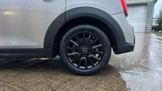 MINI Hatchback 1.5 Cooper Classic Premium 5dr Auto Petrol Hatchback